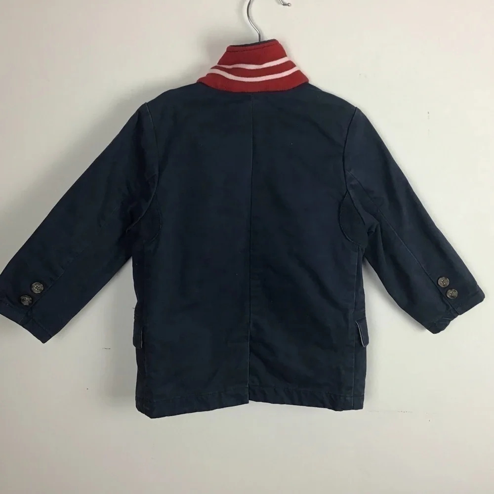 💥💥Old Navy 2005 canvas navy blue blazer with contrasting collar trim.size 3T.